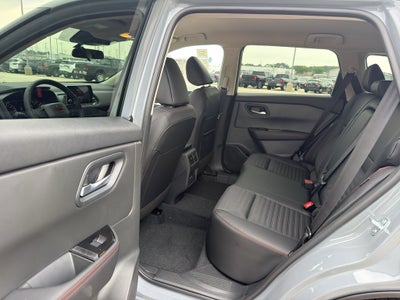 2026 Nissan Rogue 2026.5 AWD Rock Creek