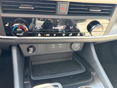 2026 Nissan Rogue 2026.5 AWD Dark Armor