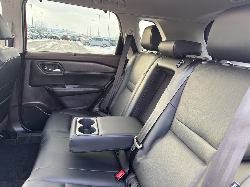 2023 Nissan Rogue AWD SV