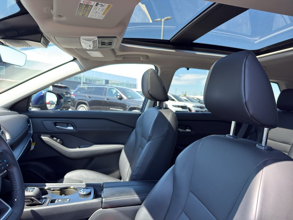 2024 Nissan Rogue AWD SV