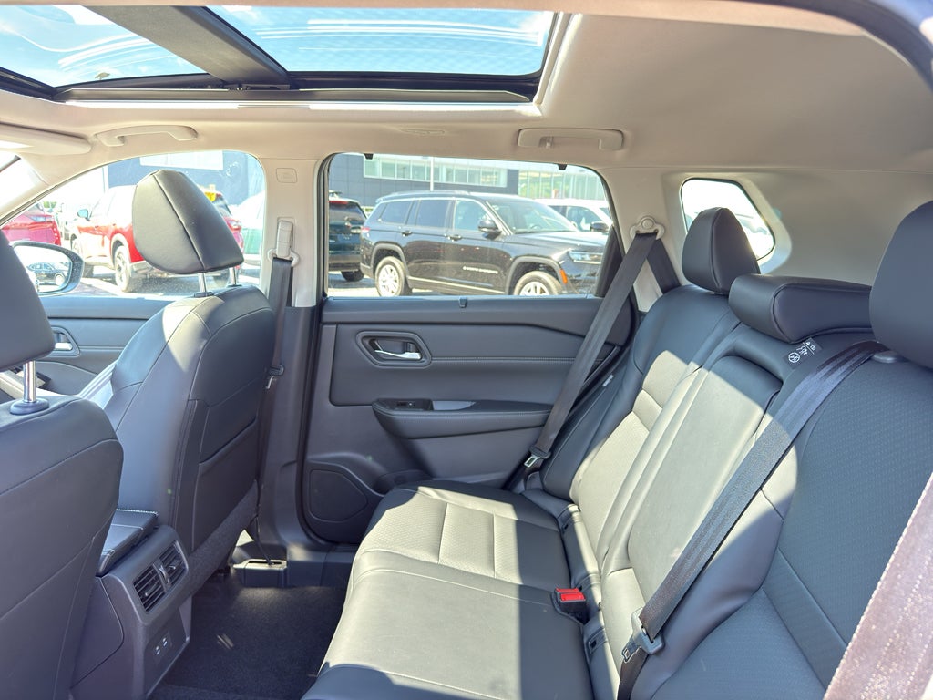 2024 Nissan Rogue AWD SV