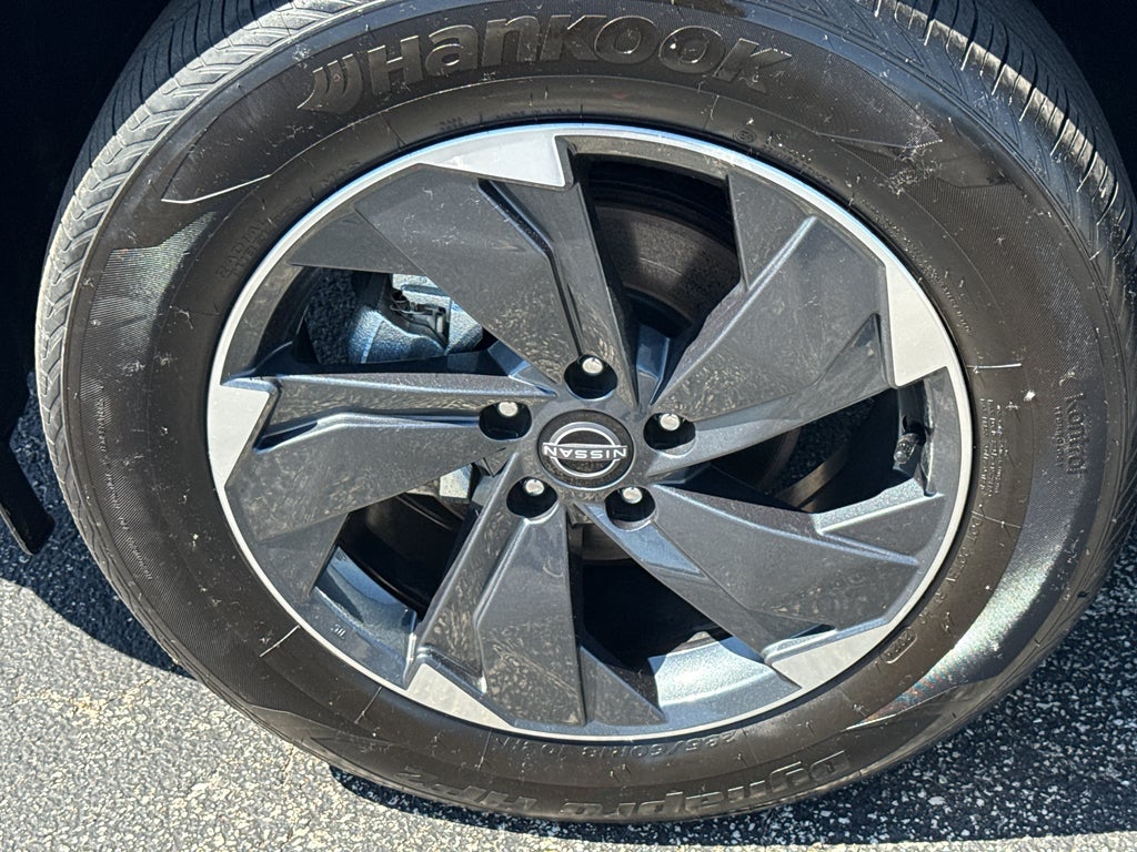 2024 Nissan Rogue AWD SV