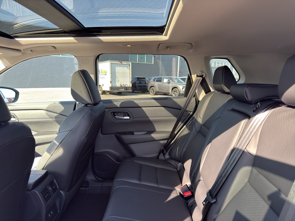 2026 Nissan Rogue 2026.5 AWD Dark Armor