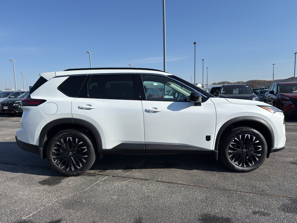 2026 Nissan Rogue 2026.5 AWD Dark Armor