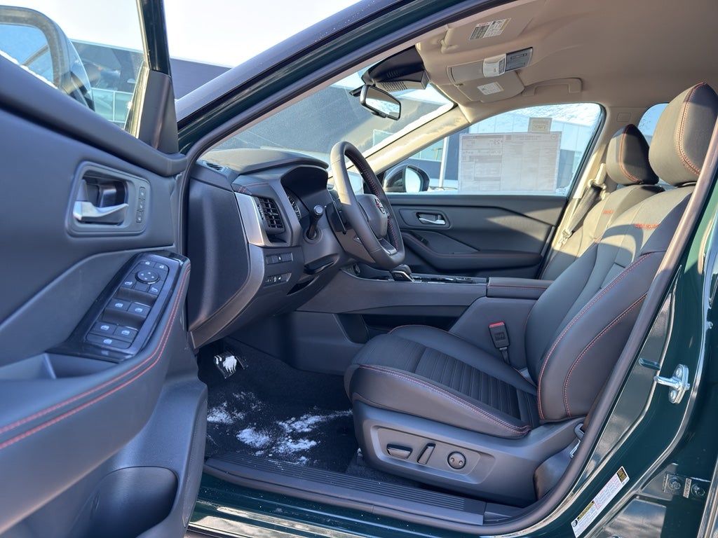 2026 Nissan Rogue 2026.5 AWD Rock Creek