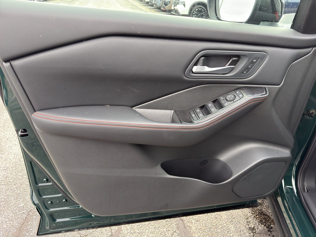 2026 Nissan Rogue 2026.5 AWD Rock Creek