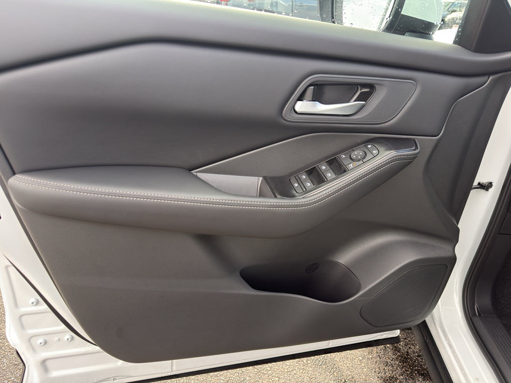 2026 Nissan Rogue 2026.5 AWD SV