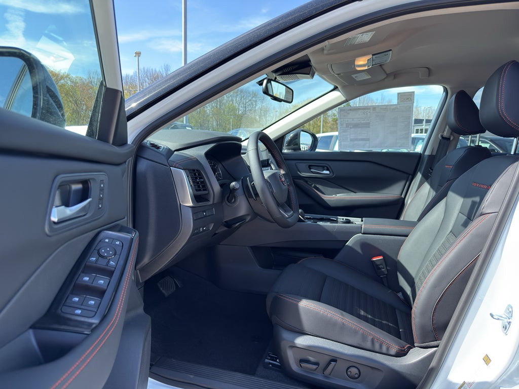 2026 Nissan Rogue 2026.5 AWD Rock Creek