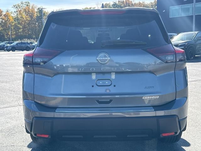 2027 Nissan Rogue SV AWD