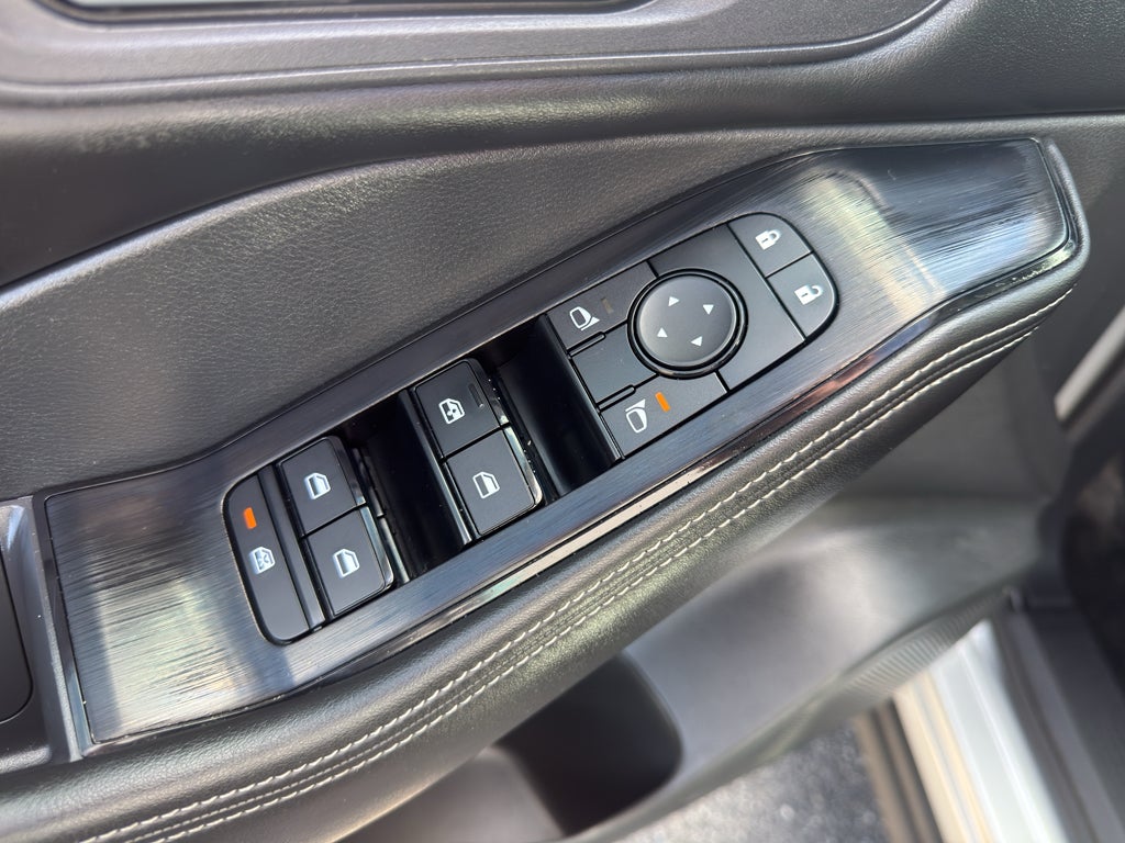 2023 Nissan Rogue AWD SV