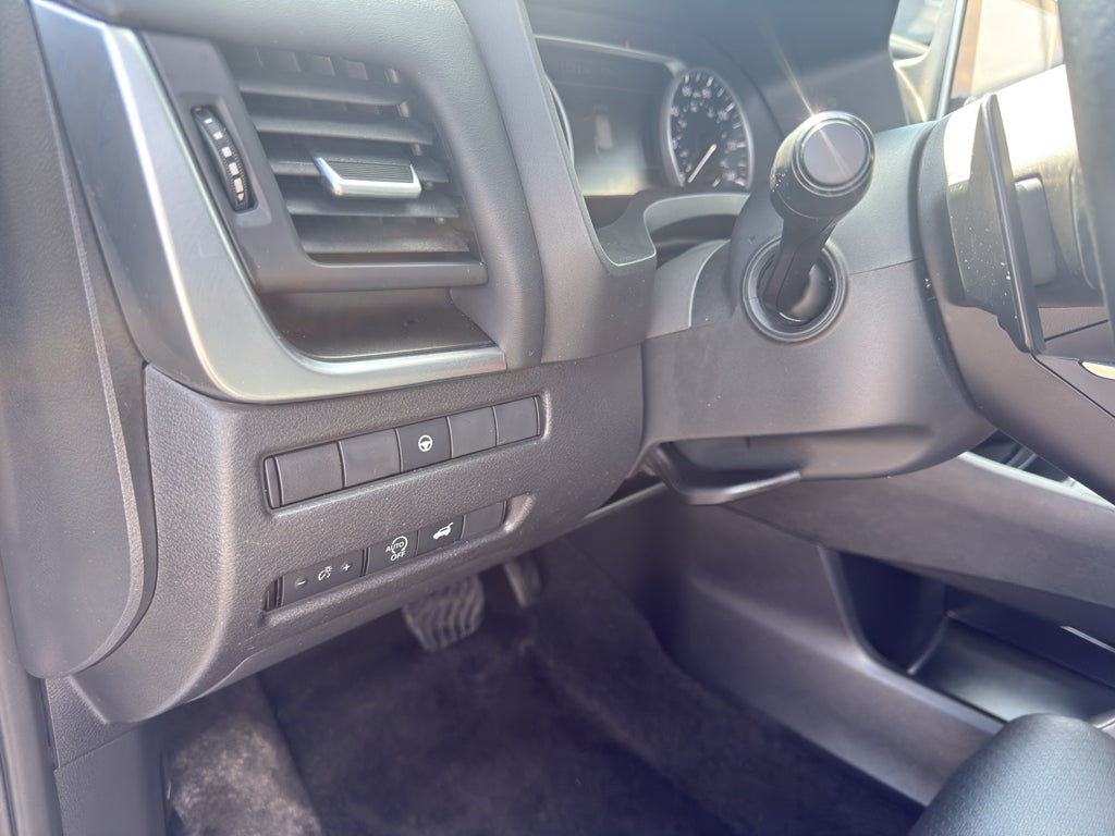 2023 Nissan Rogue AWD SV