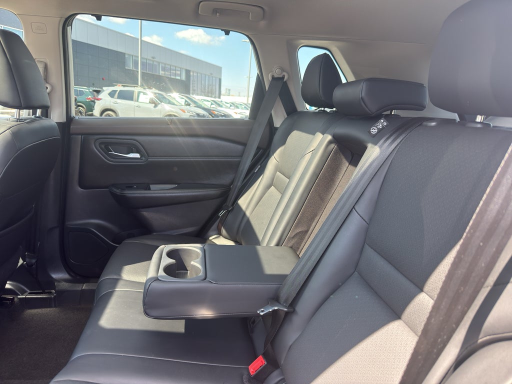 2023 Nissan Rogue AWD SV