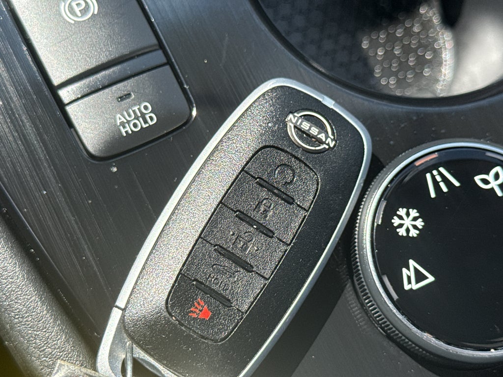 2023 Nissan Rogue AWD SV