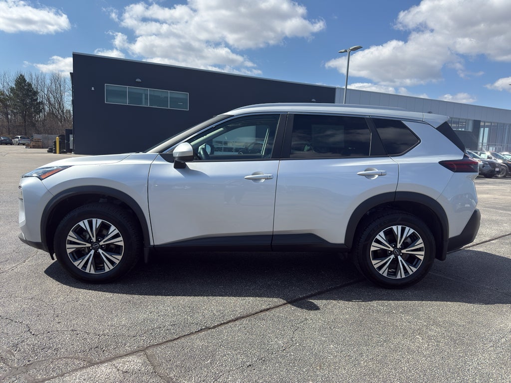 2023 Nissan Rogue AWD SV