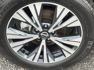 2023 Nissan Rogue AWD SV