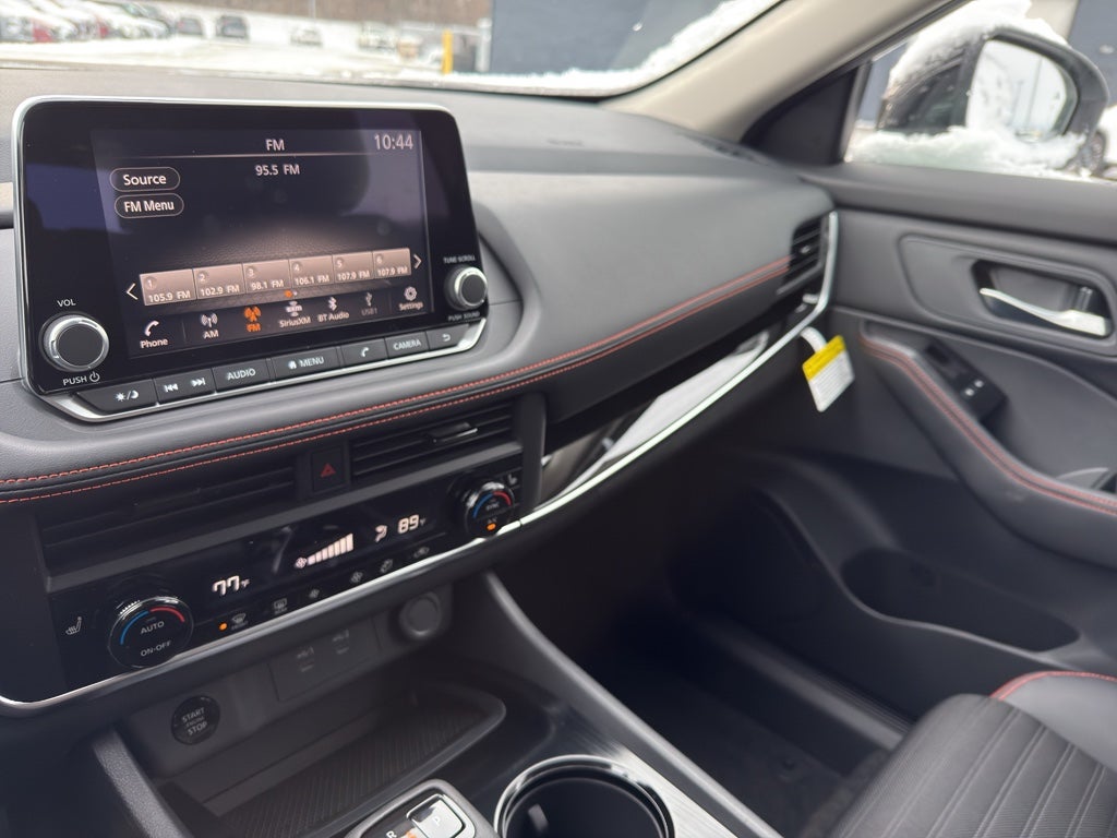 2026 Nissan Rogue 2026.5 AWD Rock Creek