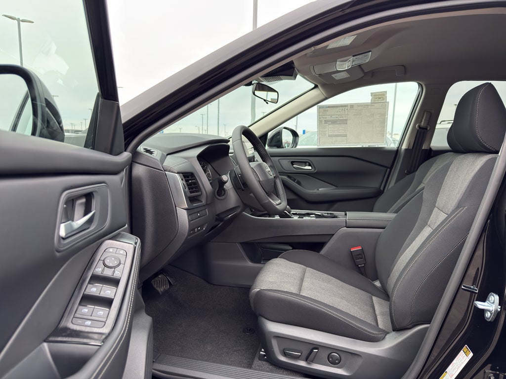 2026 Nissan Rogue 2026.5 AWD SV