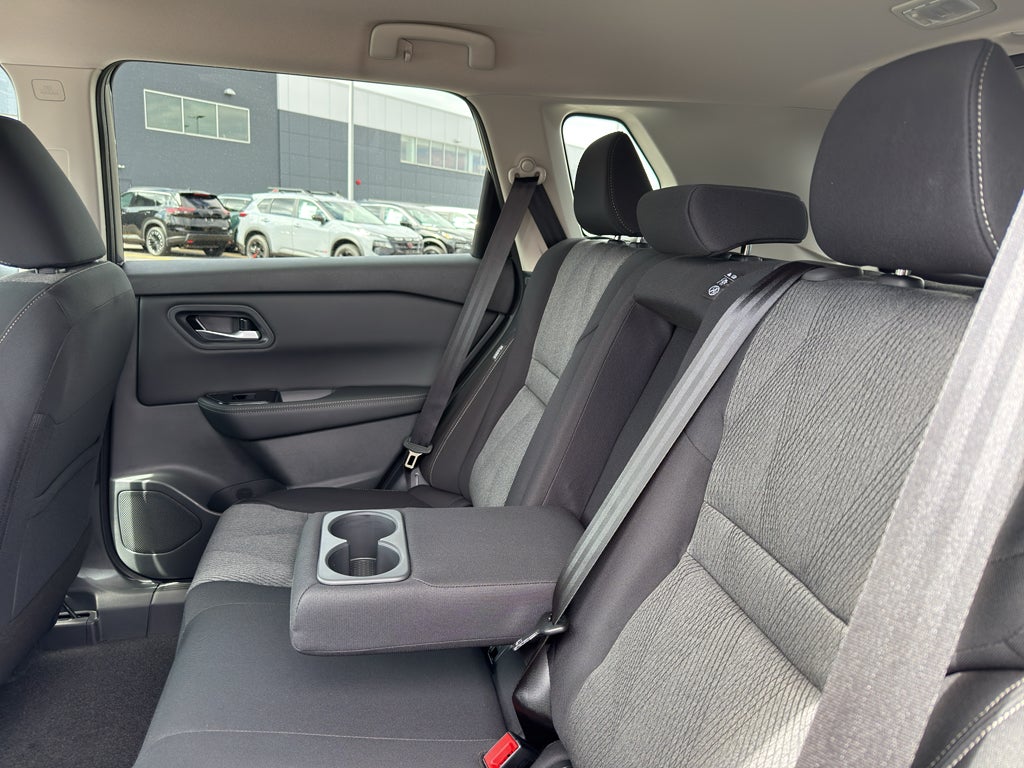 2026 Nissan Rogue 2026.5 AWD SV