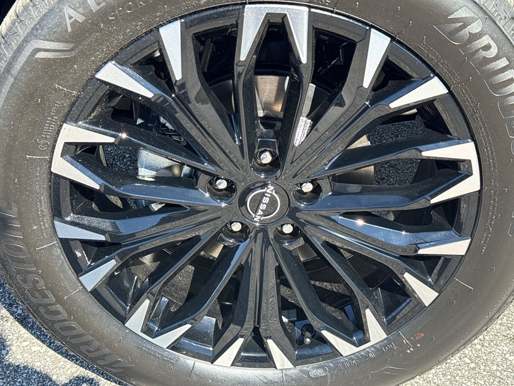 2026 Nissan Rogue 2026.5 AWD Dark Armor