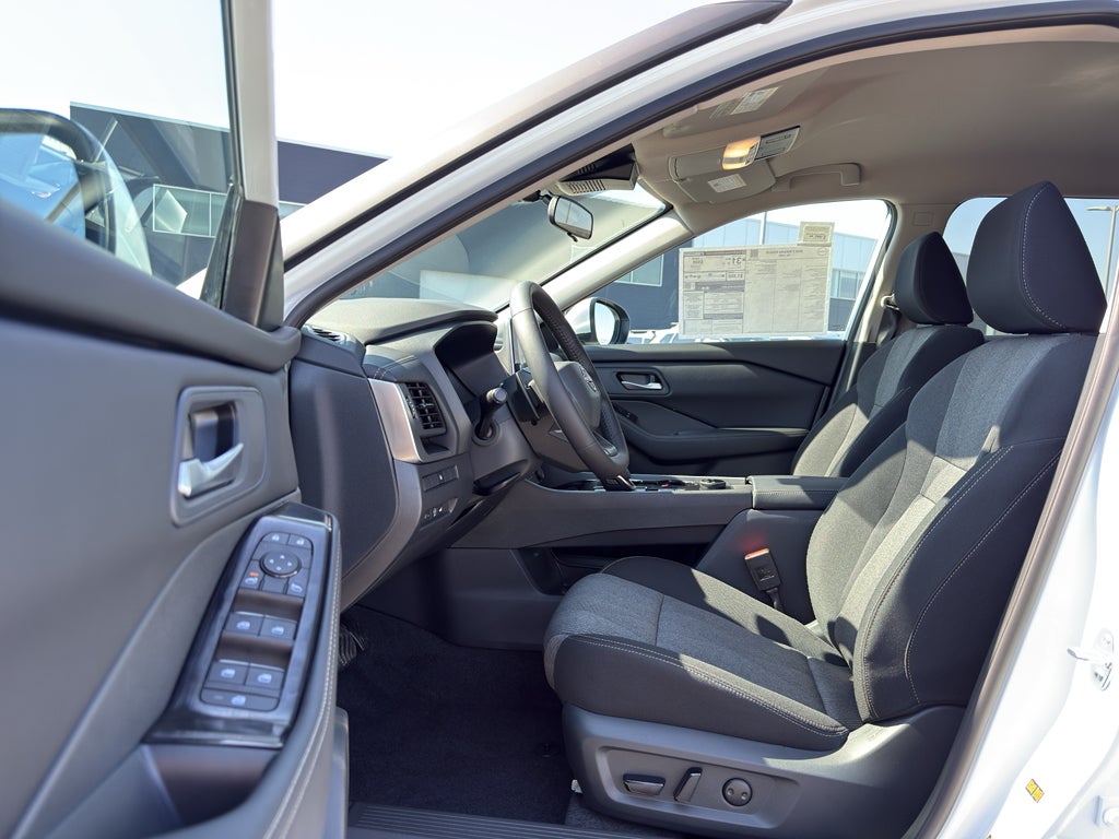 2026 Nissan Rogue 2026.5 AWD SV