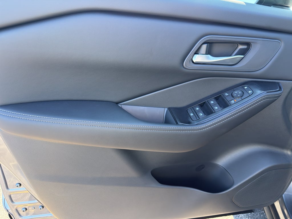 2026 Nissan Rogue 2026.5 AWD SV