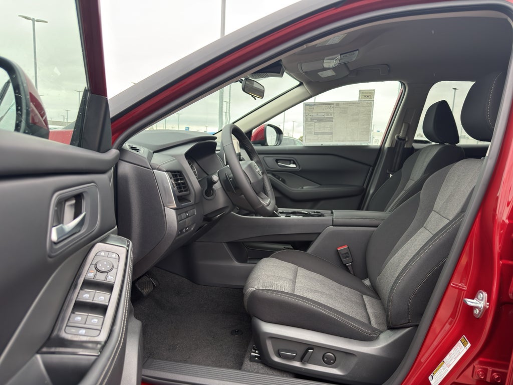 2026 Nissan Rogue 2026.5 AWD SV