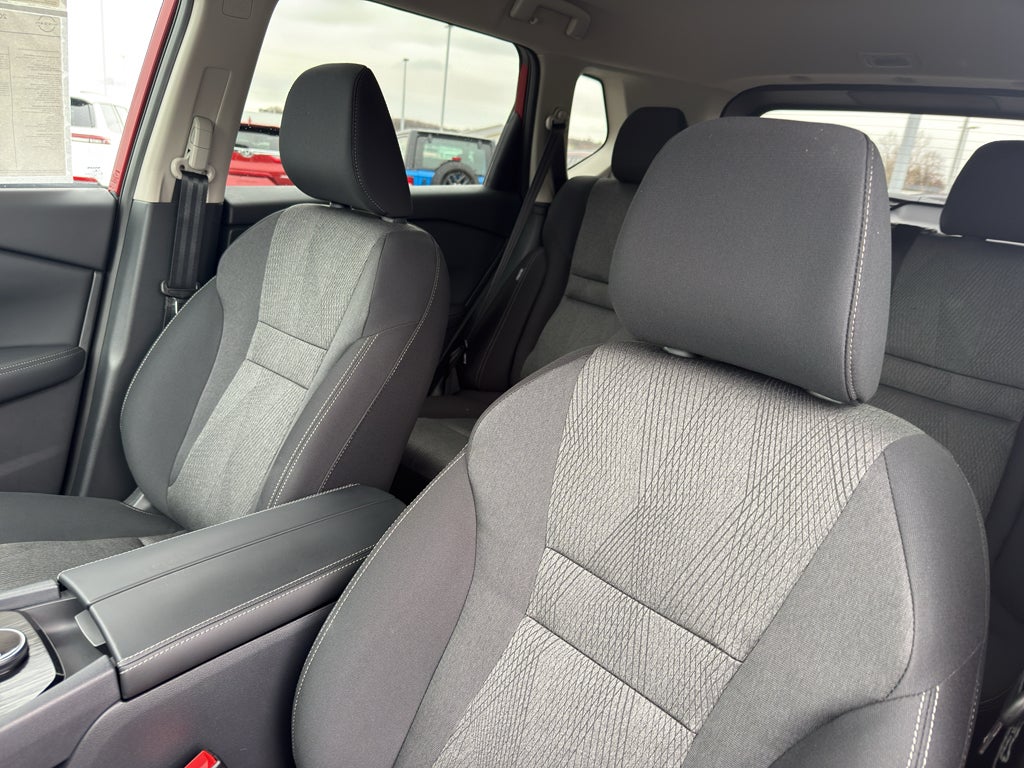 2026 Nissan Rogue 2026.5 AWD SV