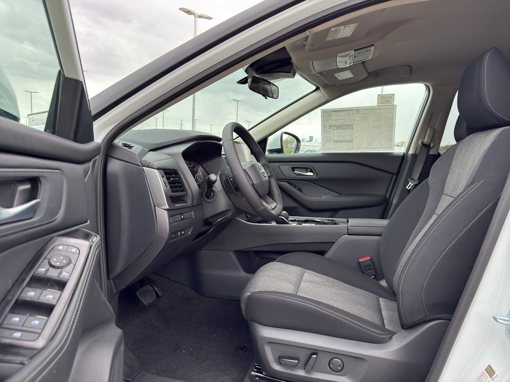 2026 Nissan Rogue 2026.5 AWD SV