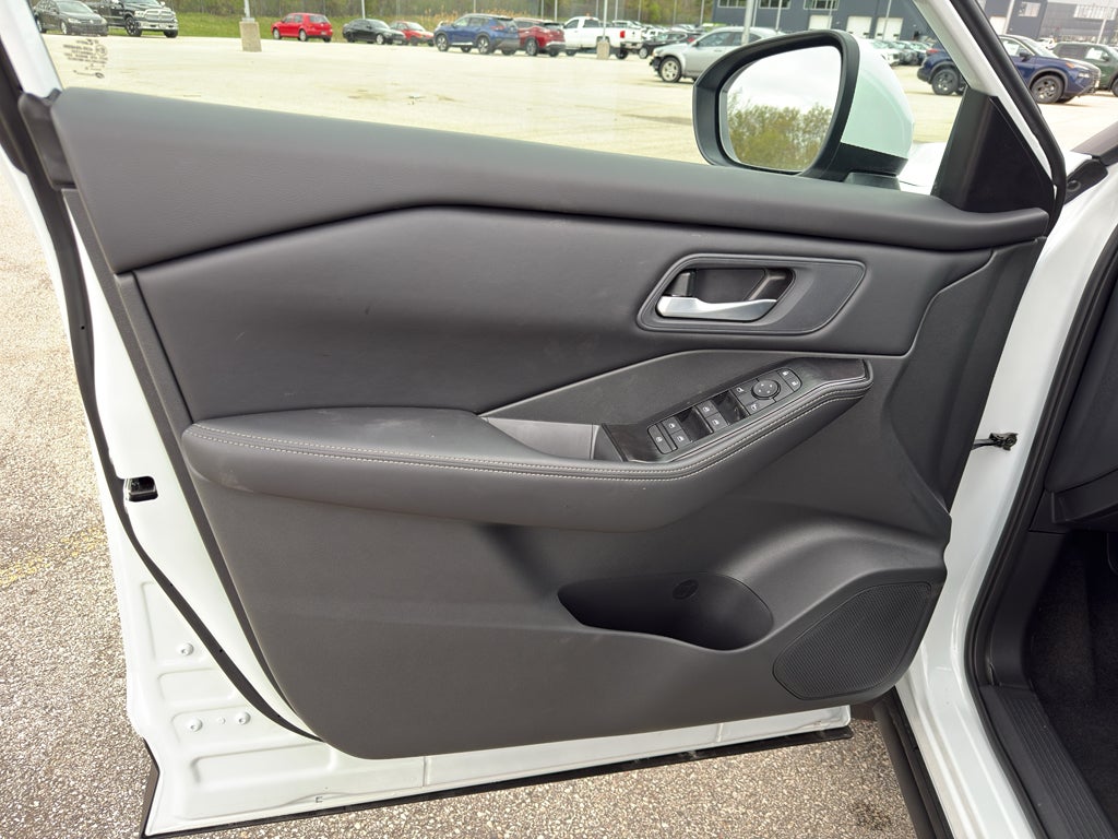 2026 Nissan Rogue 2026.5 AWD SV