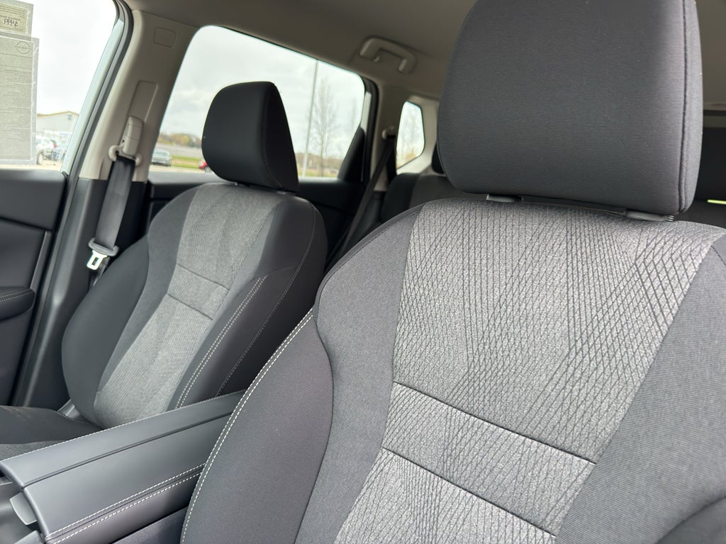 2026 Nissan Rogue 2026.5 AWD SV