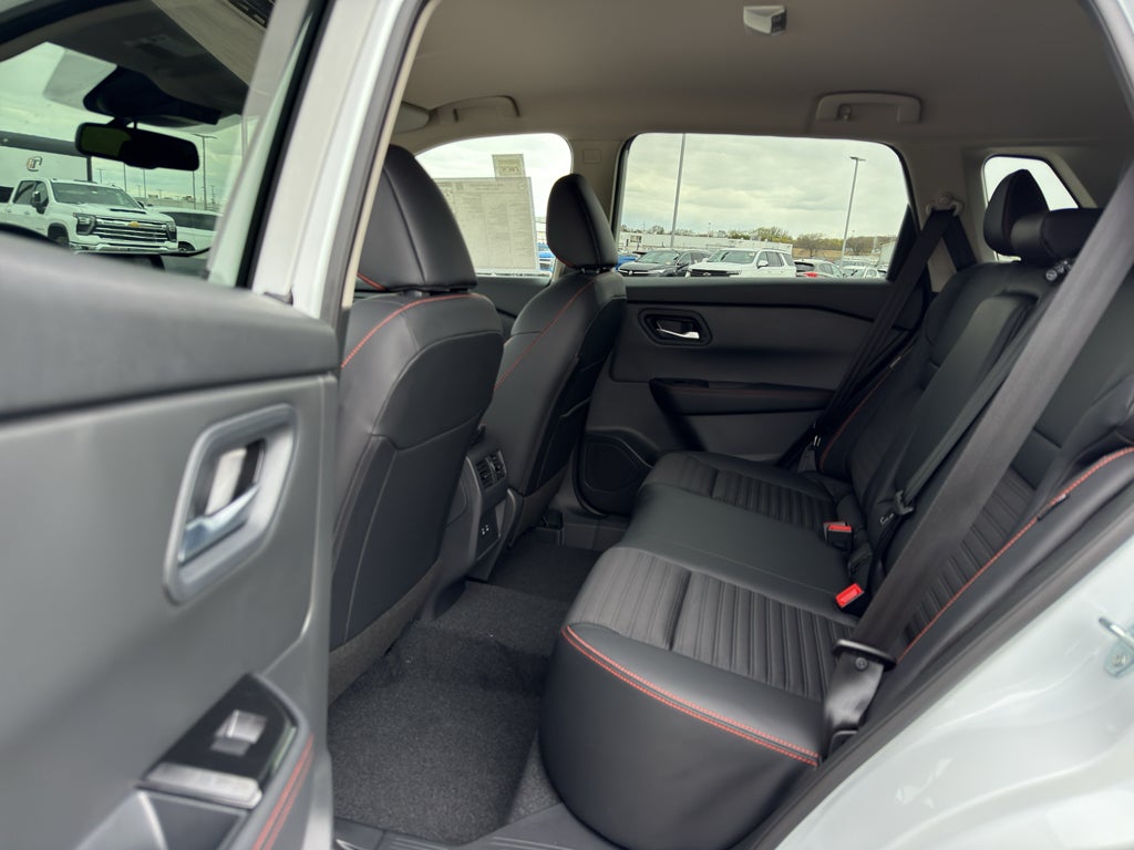 2026 Nissan Rogue 2026.5 AWD Rock Creek