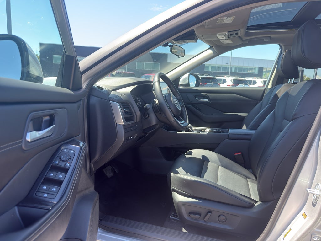 2024 Nissan Rogue AWD SV