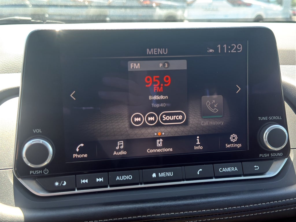 2024 Nissan Rogue AWD SV