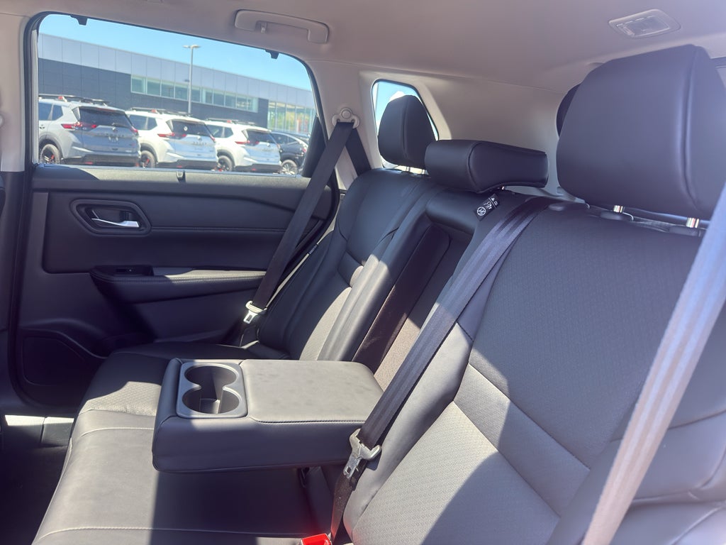 2024 Nissan Rogue AWD SV