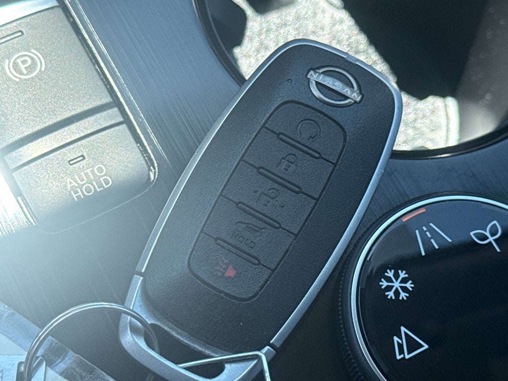 2024 Nissan Rogue AWD SV
