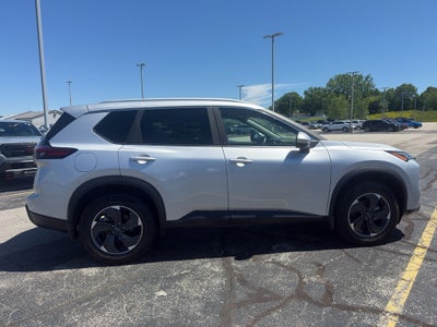 2024 Nissan Rogue AWD SV