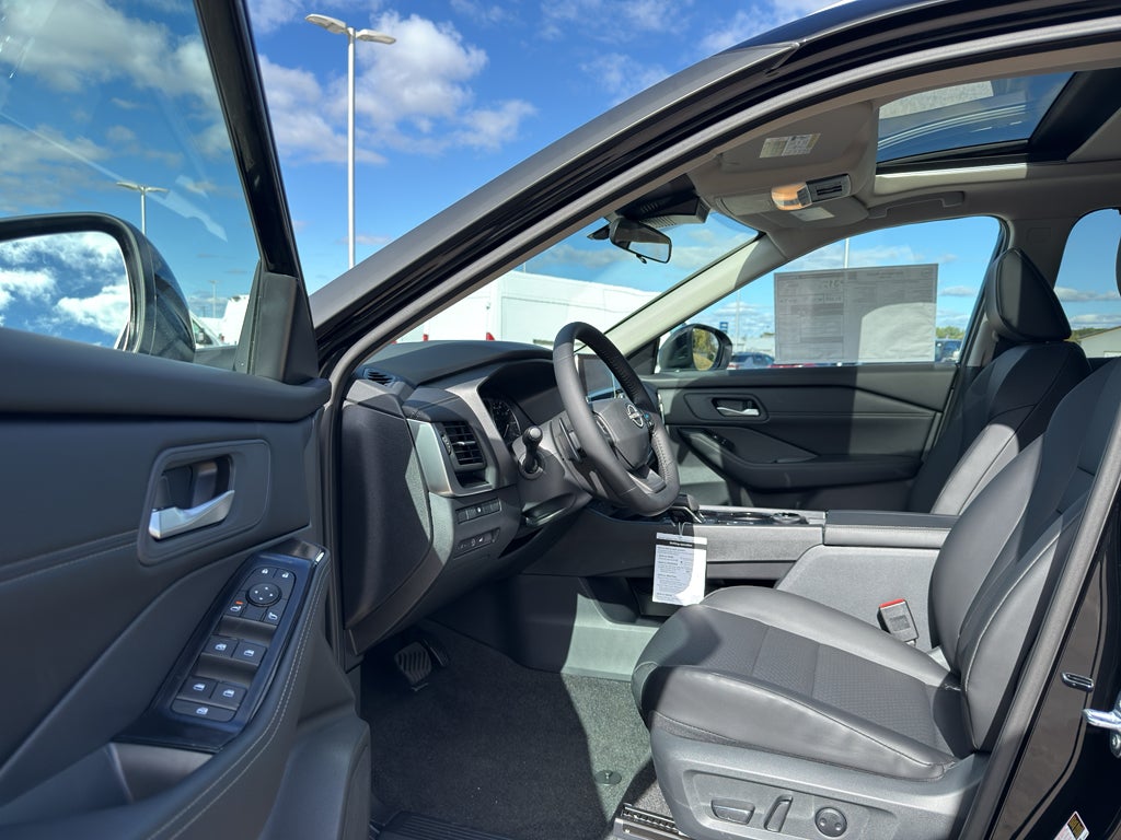 2026 Nissan Rogue AWD SV *Ltd Avail*