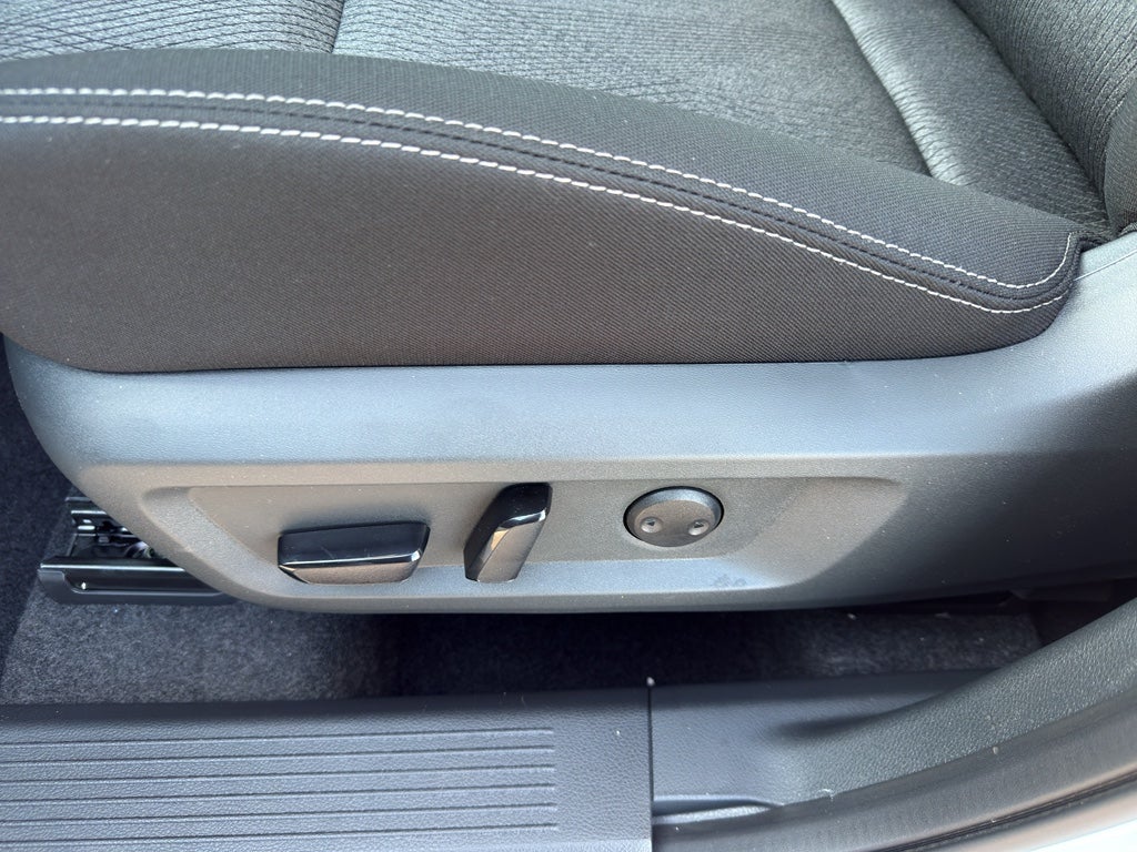 2026 Nissan Rogue 2026.5 AWD SV