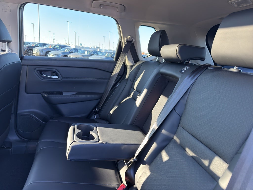 2026 Nissan Rogue 2026.5 AWD Dark Armor