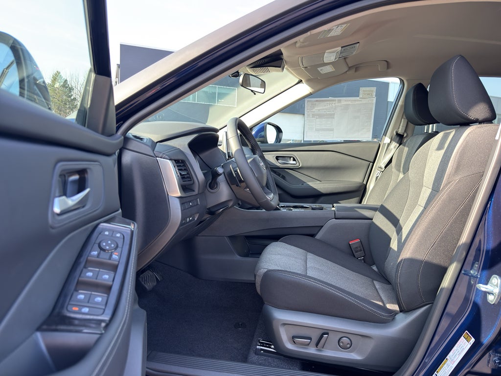 2026 Nissan Rogue 2026.5 AWD SV