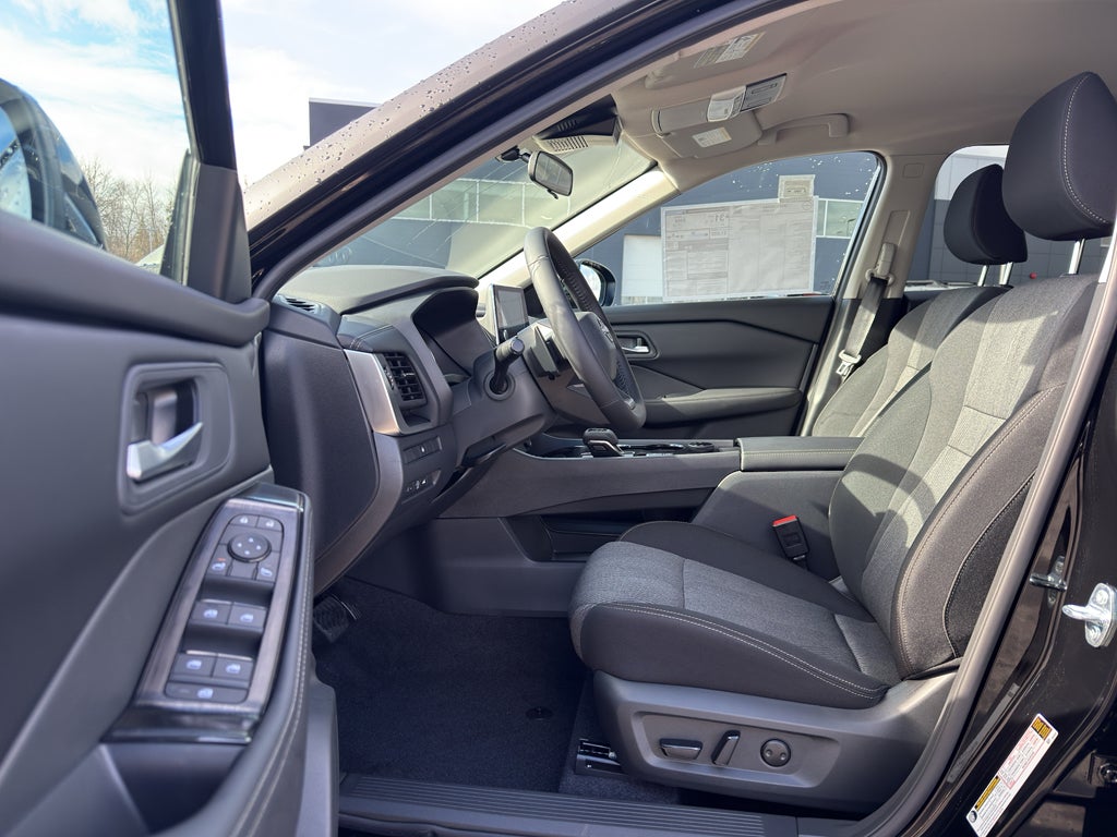 2026 Nissan Rogue 2026.5 AWD SV