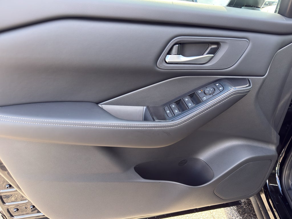 2026 Nissan Rogue 2026.5 AWD SV