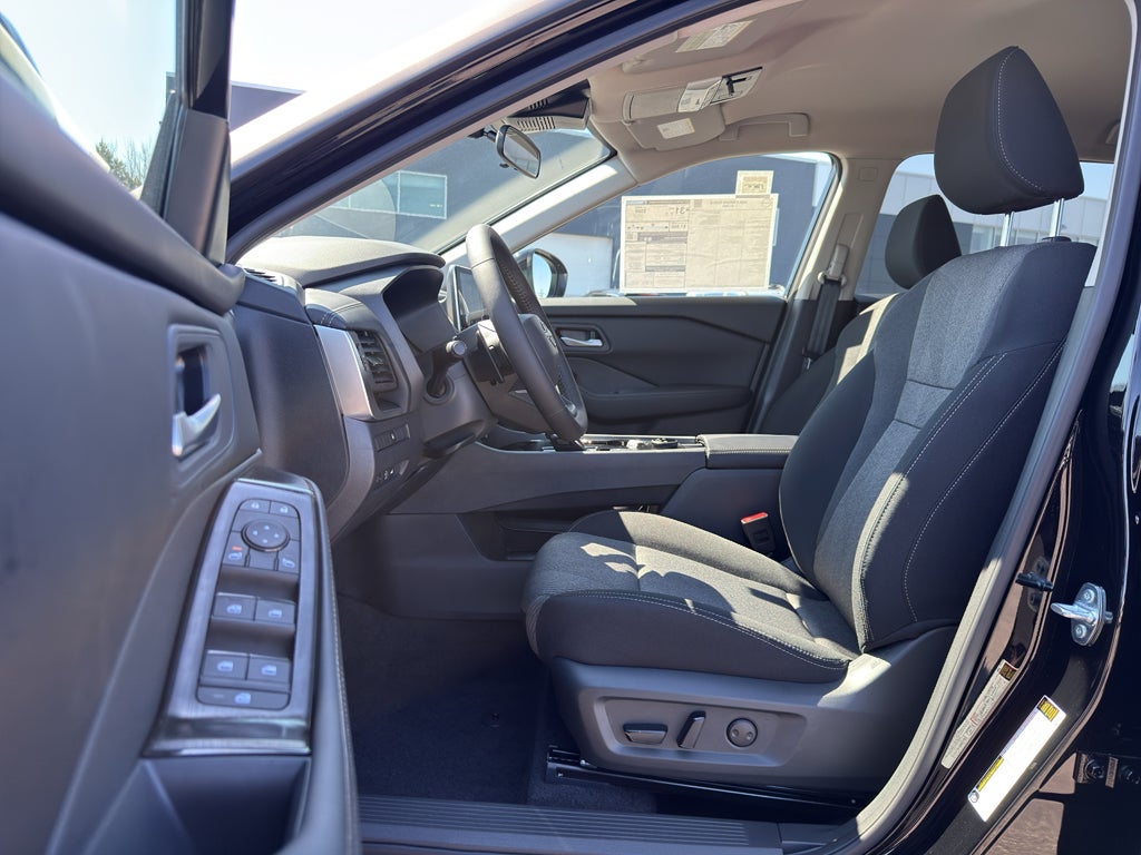 2026 Nissan Rogue 2026.5 AWD SV