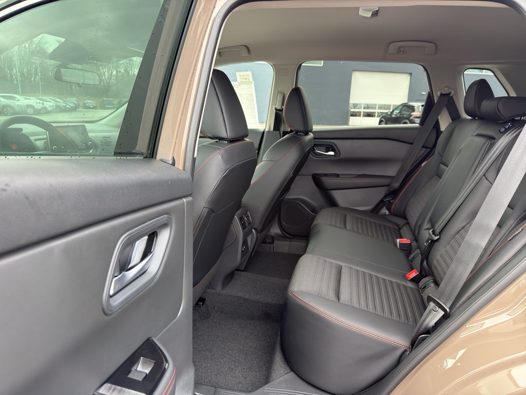 2026 Nissan Rogue 2026.5 AWD Rock Creek
