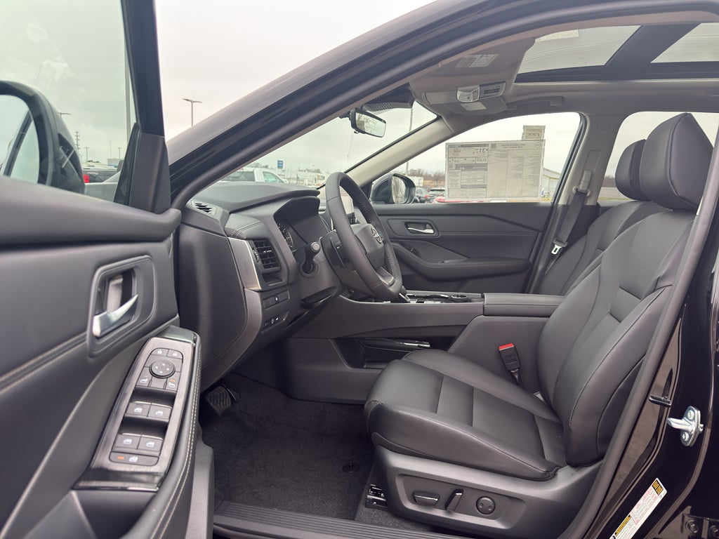 2026 Nissan Rogue 2026.5 AWD Dark Armor