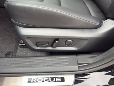 2026 Nissan Rogue 2026.5 AWD Dark Armor