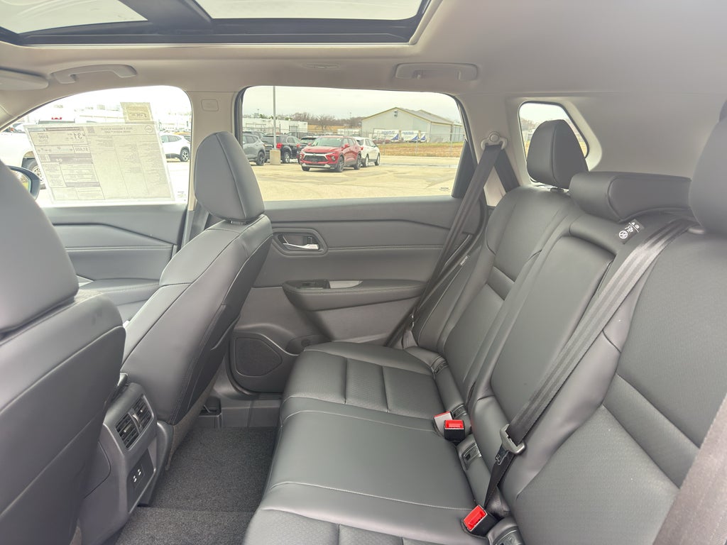 2026 Nissan Rogue 2026.5 AWD Dark Armor