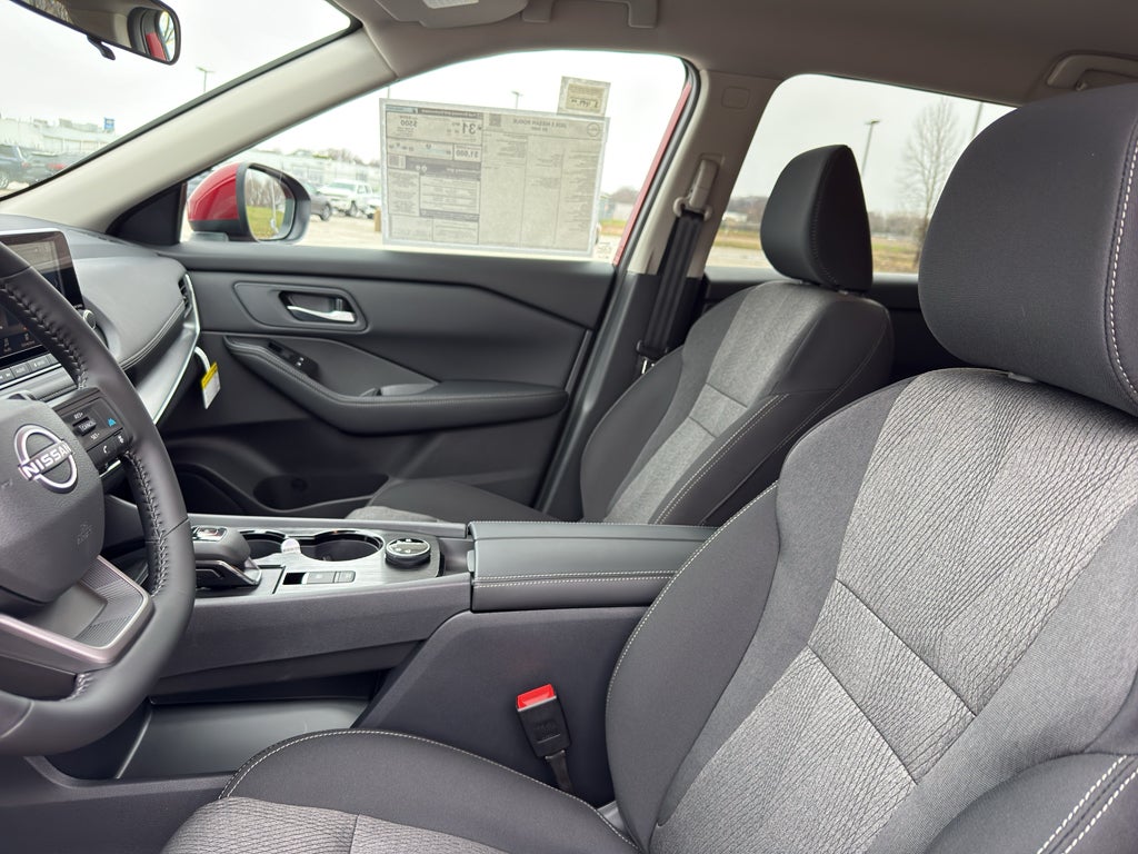 2026 Nissan Rogue 2026.5 AWD SV