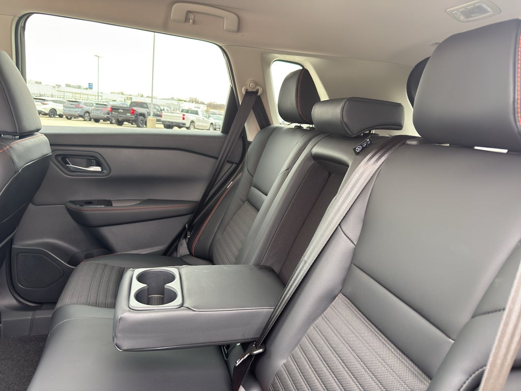 2026 Nissan Rogue 2026.5 AWD Rock Creek