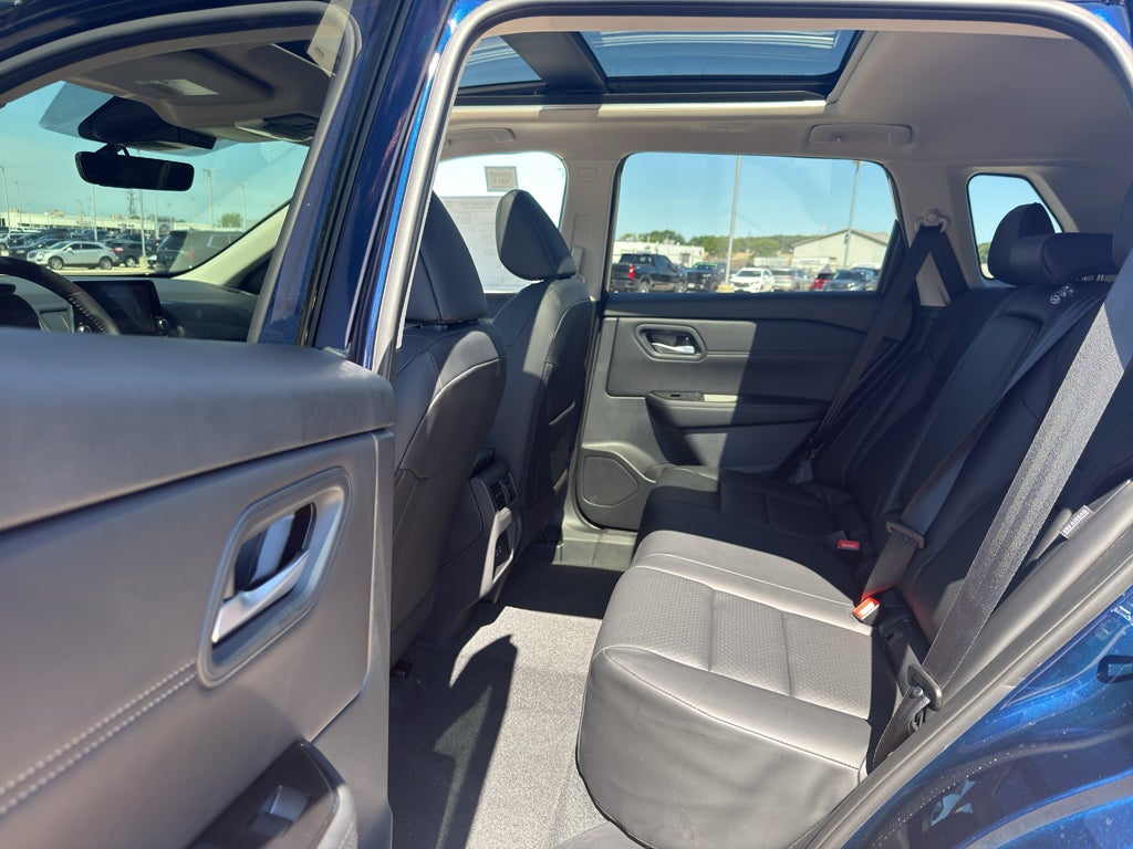 2026 Nissan Rogue 2026.5 AWD Dark Armor